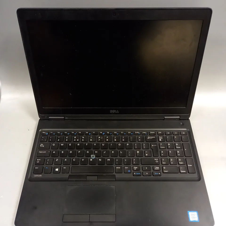 UNBOXED DELL LATITUDE 5580 INTEL CORE I5 7TH GEN LAPTOP