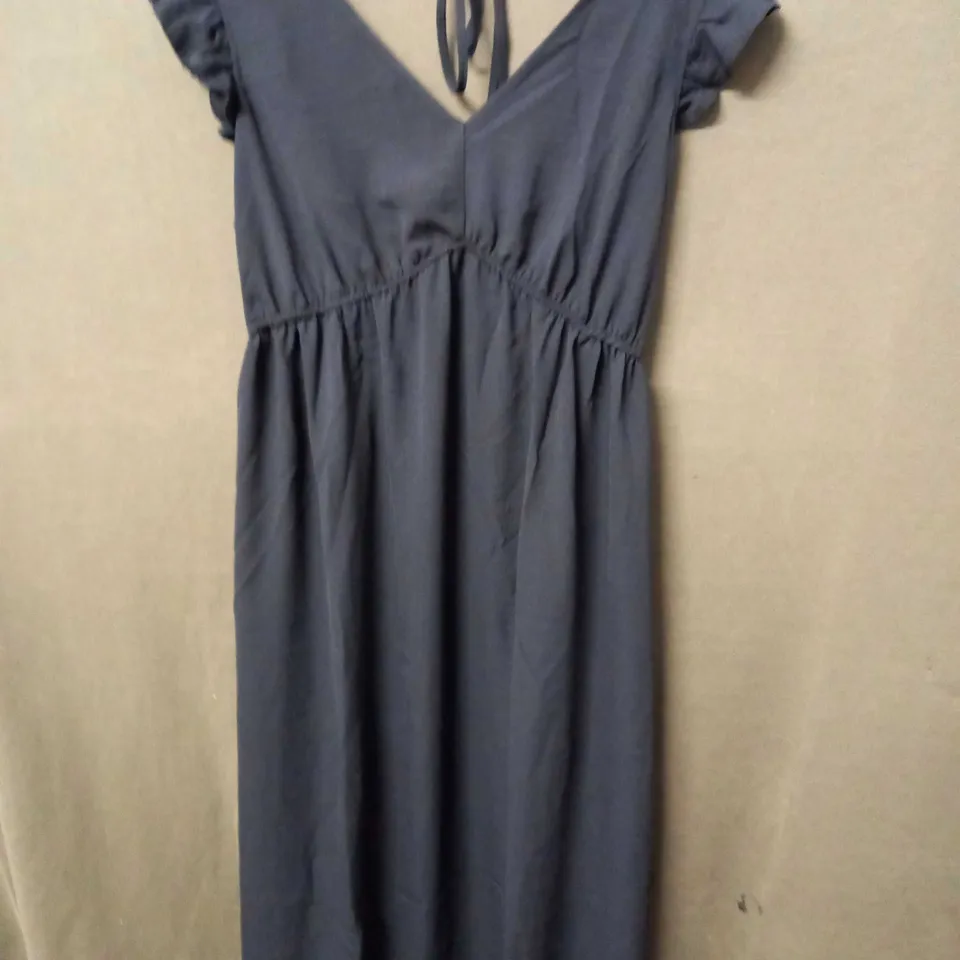 MAISON DE NIMES BLACK V-NECK DRESS - L