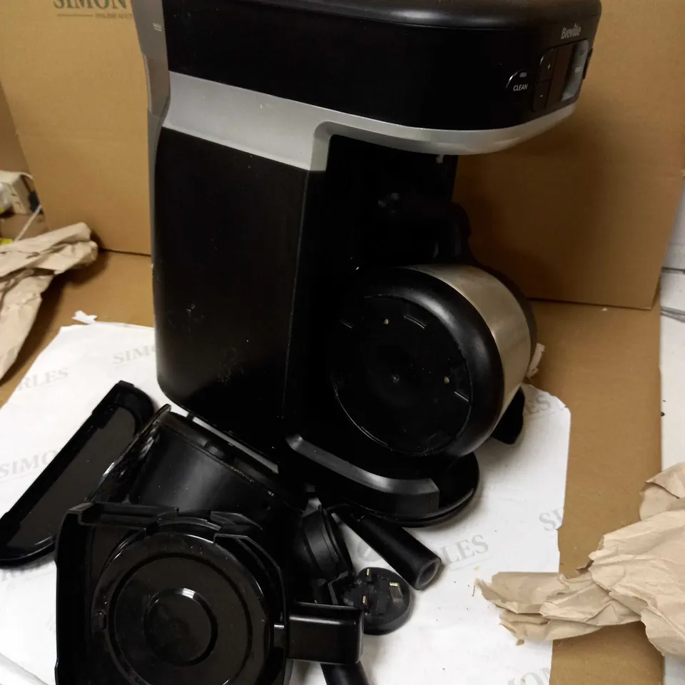 BREVILLE ALL-IN-ONE COFFEE HOUSE DOLCE GUSTO [VCF117]