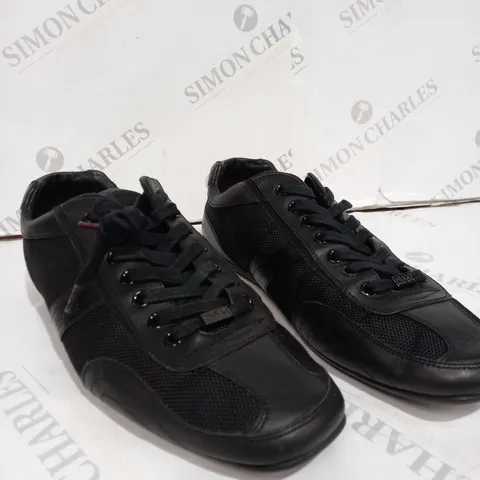 BOSS SATURN LOWP TRAINERS BLACK - SIZE UK 7.5