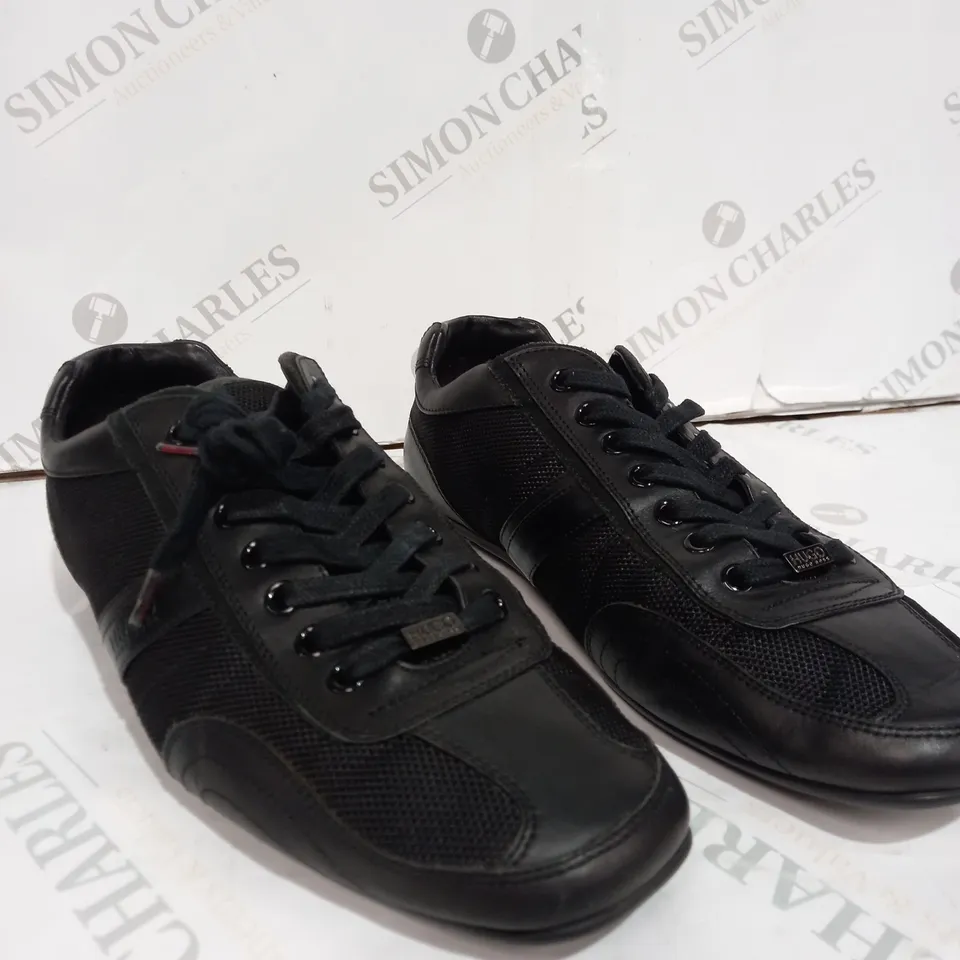 BOSS SATURN LOWP TRAINERS BLACK - SIZE UK 7.5