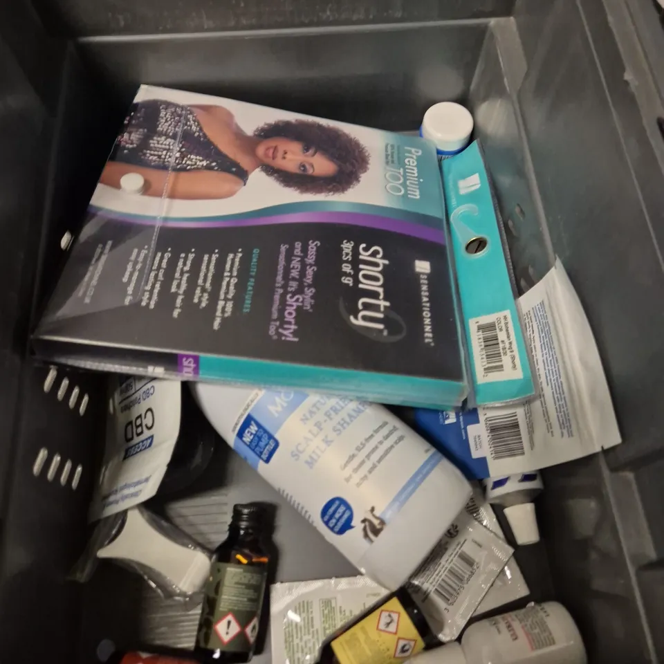 APPROXIMATELY 20 HEALTH AND BEAUTY PRODUCTS TO INCLUDE SOL DE JANEIRO BUM BUM CREAM, DUREX CONDOMS AND NUXE FACE MASK