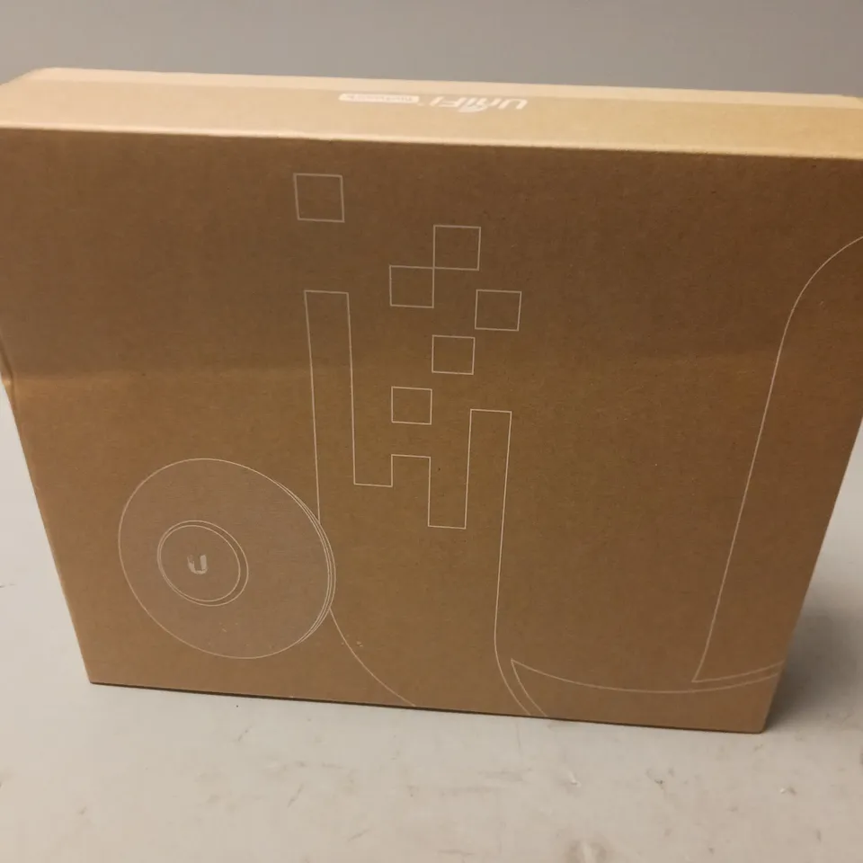SEALED UNIFI NETWORK DUAL-RADIO LONG RANGE ACCESS POINT