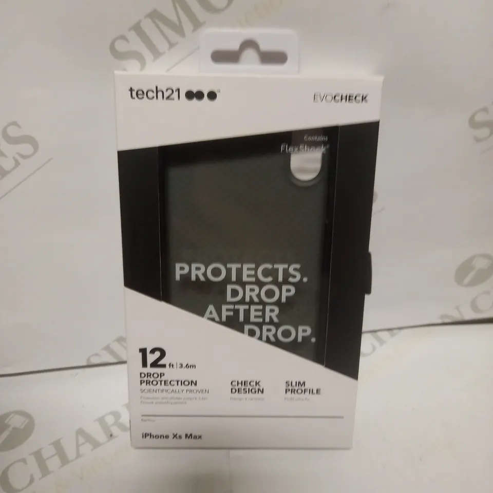 APPROXIMATELY 82 BRAND NEW BOXED TECH 21 EVOCHECK DROP PROTECTION IPHONE XS MAX BLACK