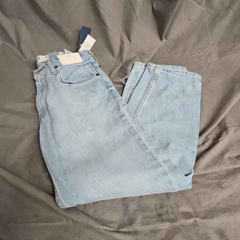 HOLLISTER LOOSE JEANS IN LIGHT BLUE SIZE W28