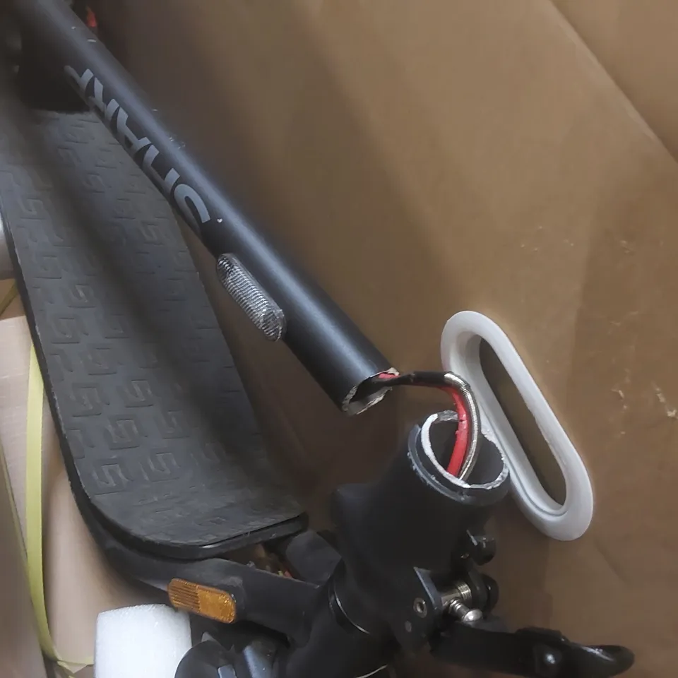 SHARP EM-KS3AEU-BUK ELECTRIC FOLDING SCOOTER - BLACK - DAMAGED