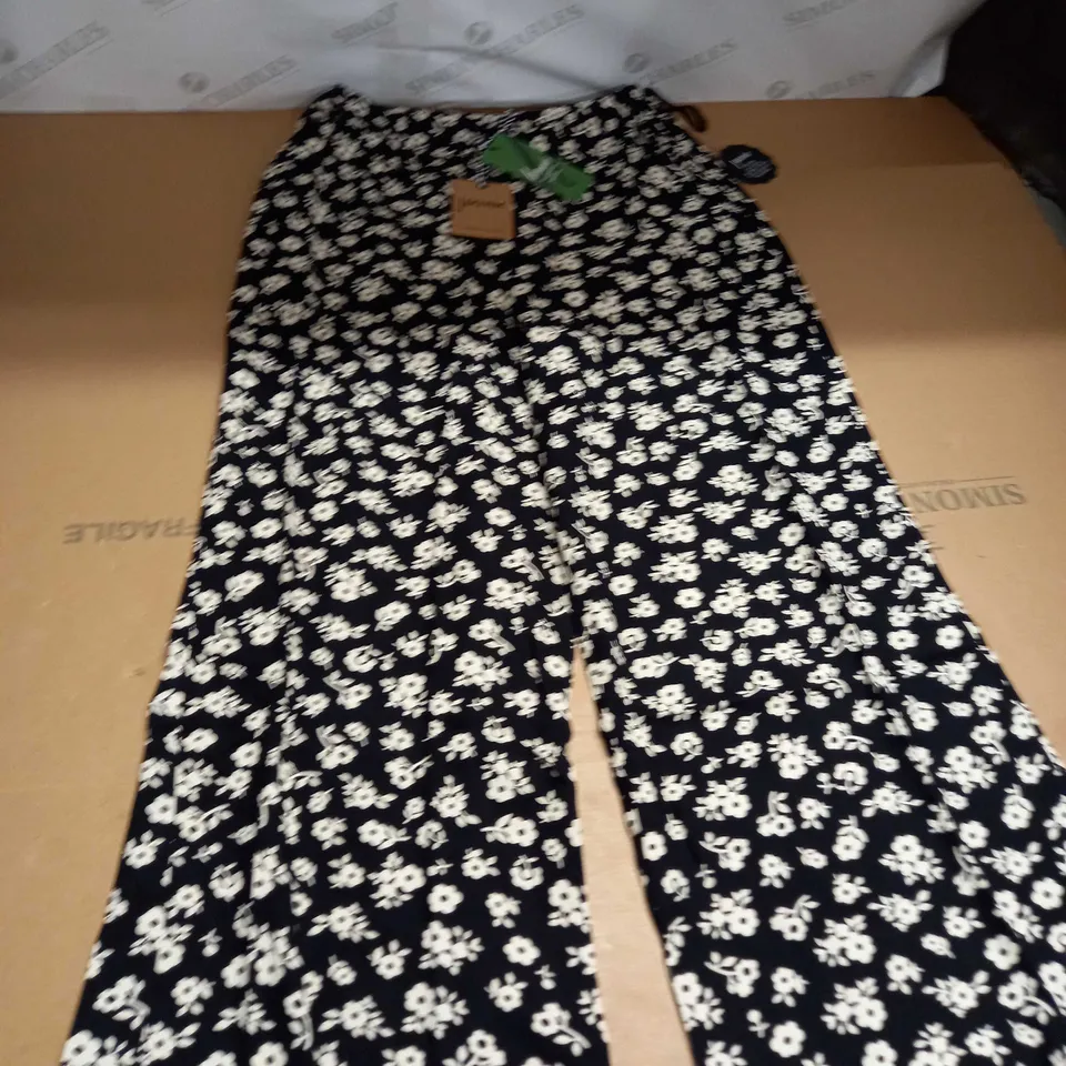JOANIE ROMILY FLORAL TROUSERS SIZE 10