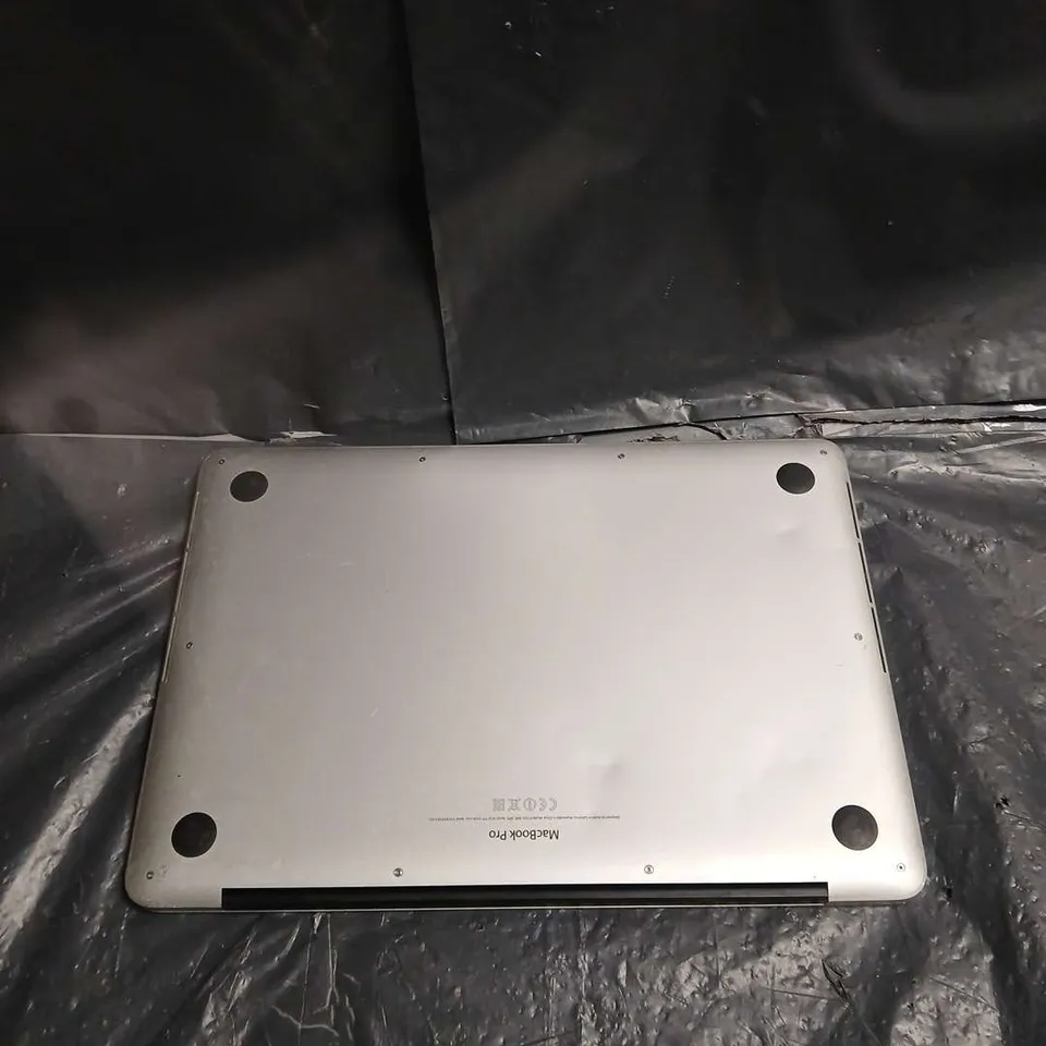 APPLE MACBOOK PRO A1502 13-INCH LAPTOP – SILVER