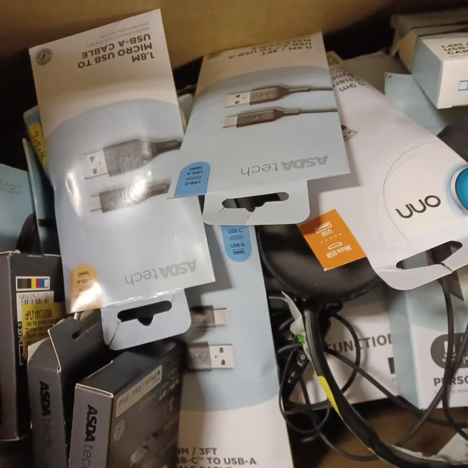 APPROXIMATELY 20 ASSORTED TECH PRODUCTS TO INCLUDE GAMING HEADSET, WIRELESS HEADPHONES, DVD PLAYER 