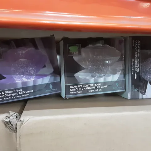3 ASSORTED COLOUR CHANGING LED LAMPS