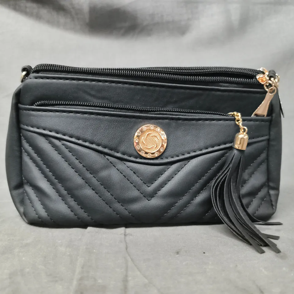 UNBRANDED BLACK QUILTED HANDBAG CLUTCH WITH TASSEL DETAIL