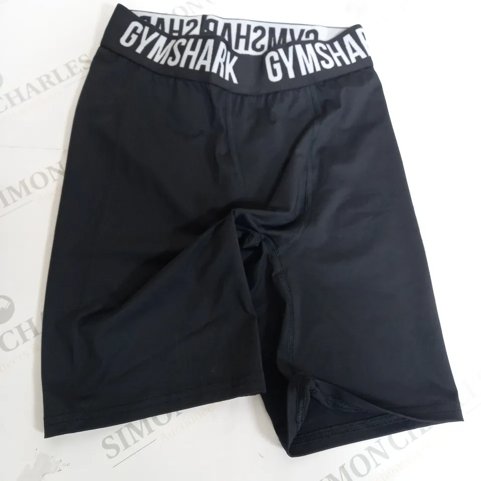 GYMSHARK STRECH BLACK SHORTS - XS