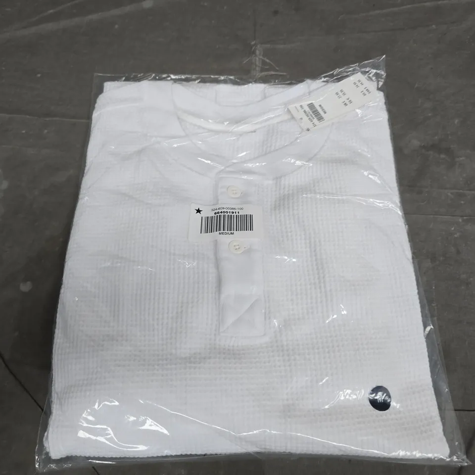HOLLISTER WHITE BUTTONED SHIRT SIZE M