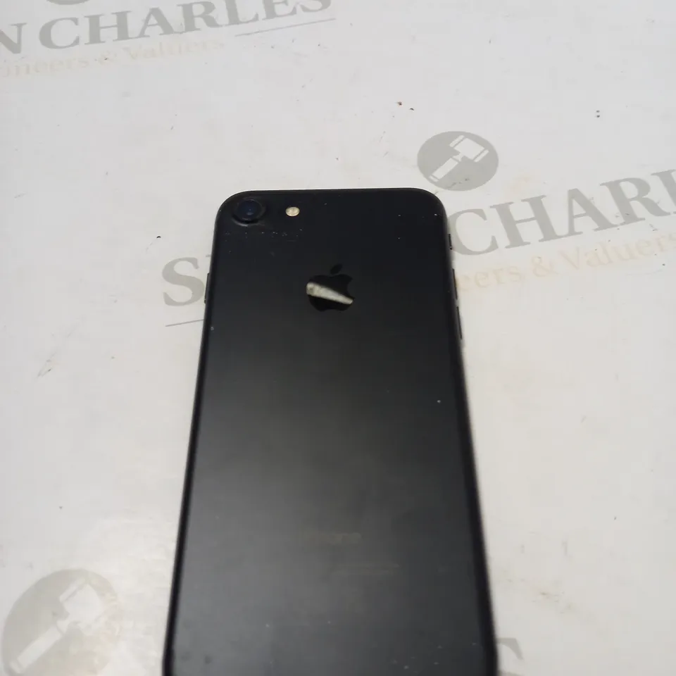 APPLE IPHONE 7 MODEL A1778