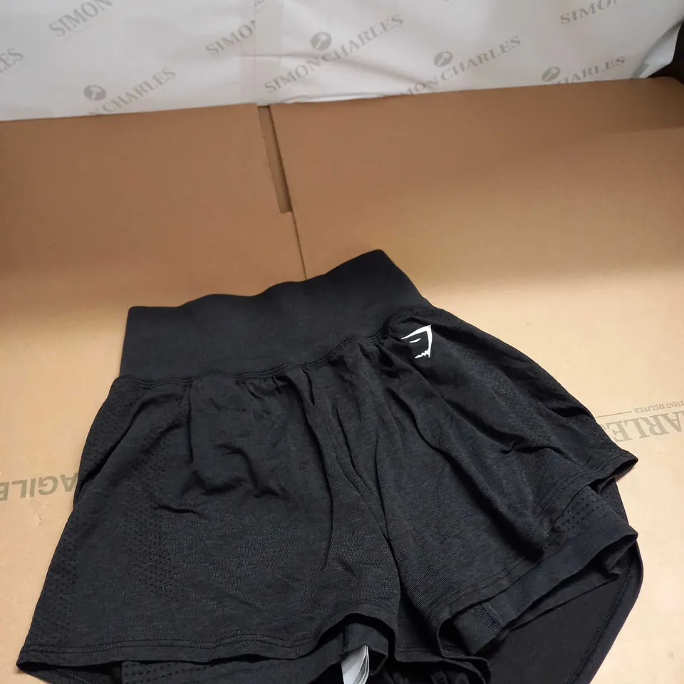 WOMENS GYMSHARK TRANING SHORTS SIZE S