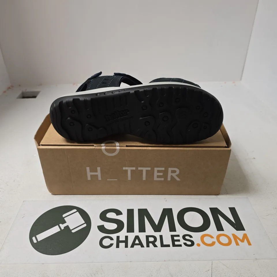 BOXED PAIR OF HOTTER WALK II EXTRA WIDE SANDALS IN NAVY - UK 7