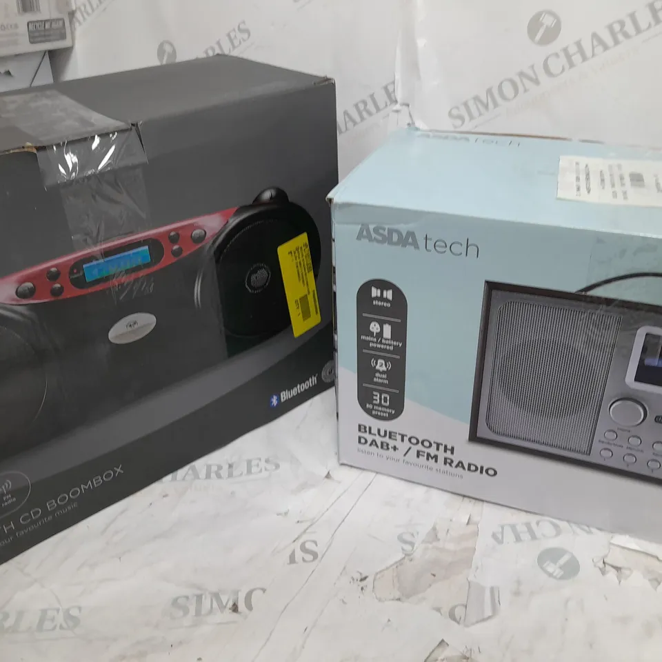  APPROXIMATELY 2 ASSORTED ASDA TECH ITEMS INCLUDING BLUETOOTH CD BOOMBOX, BLUETOOTH DAB+/ FM RADIO