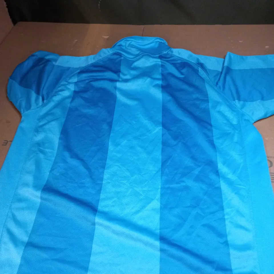 FC BARCELONA AWAY SHIRT SIZE XL