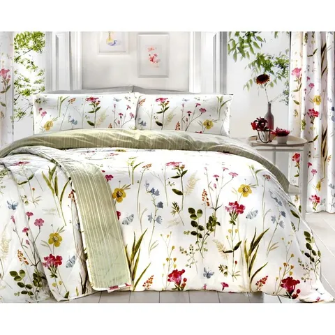 BAGGED MAE PLAIN WEAVE BEDSPREAD, LARGE 230 X 195CM (1 ITEM)