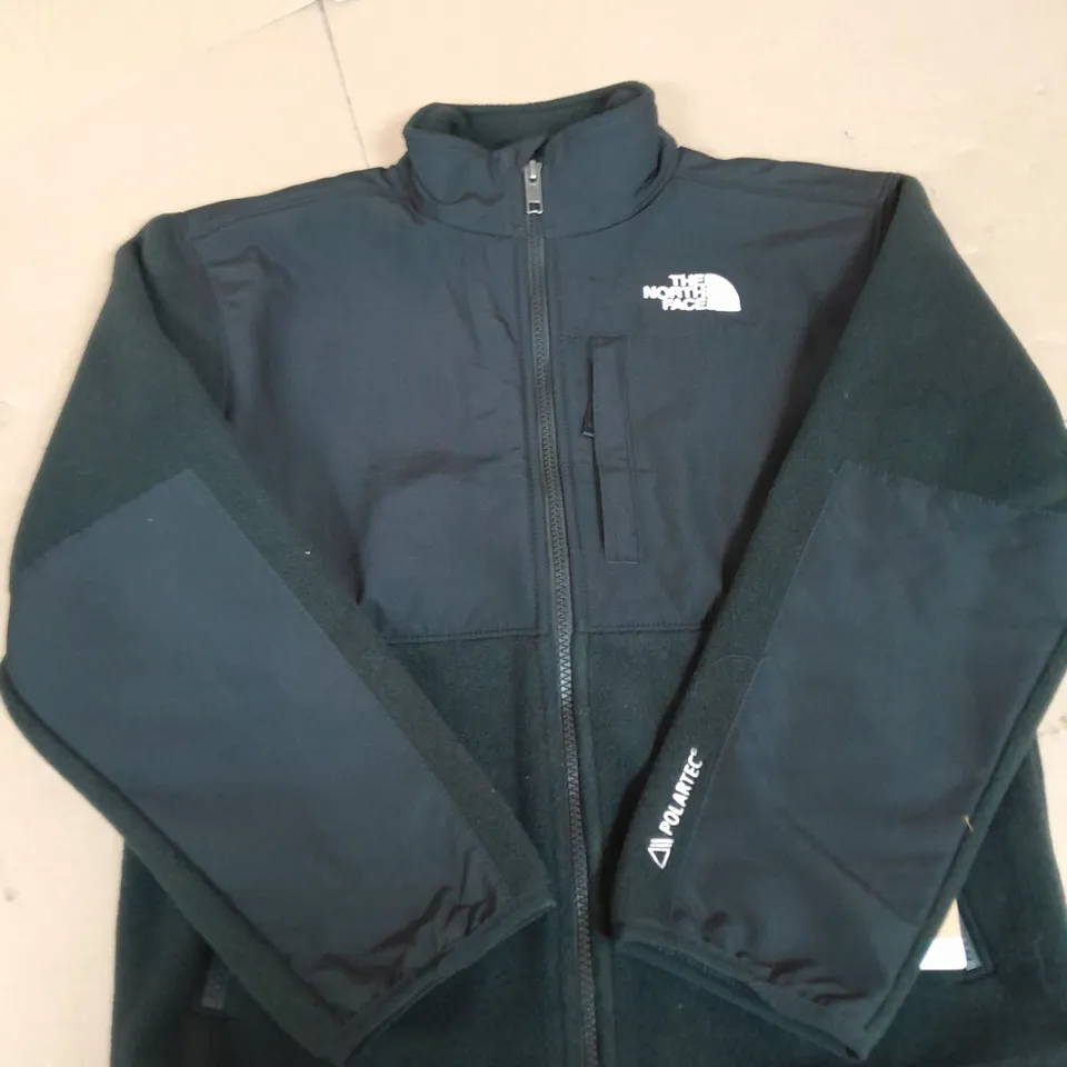 THE NORTH FACE BLACK FLEECE SIZE M