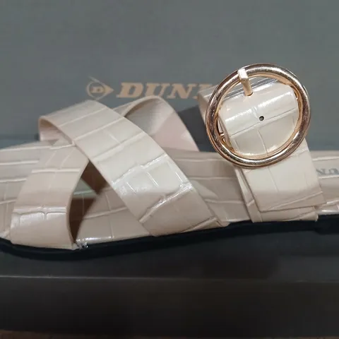 DUNLOP JADE DLP117 CREAM SANDALS – UK 5