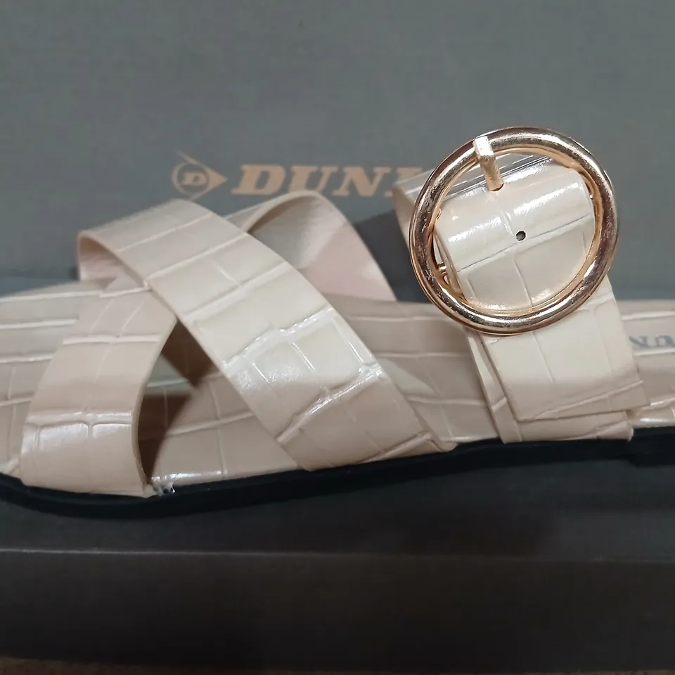 DUNLOP JADE DLP117 CREAM SANDALS – UK 5