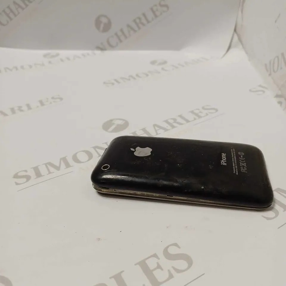APPLE IPHONE A1303