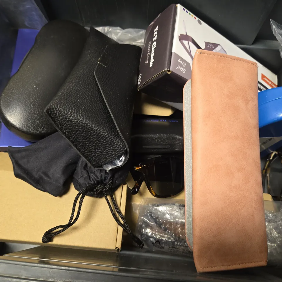 APPROXIMATELY 15 ASSORTED VISION CARE ITEMS TO INCLUDE -SUNGLASSES , EYEWEAR GLASSES , CARRY CASES ETC