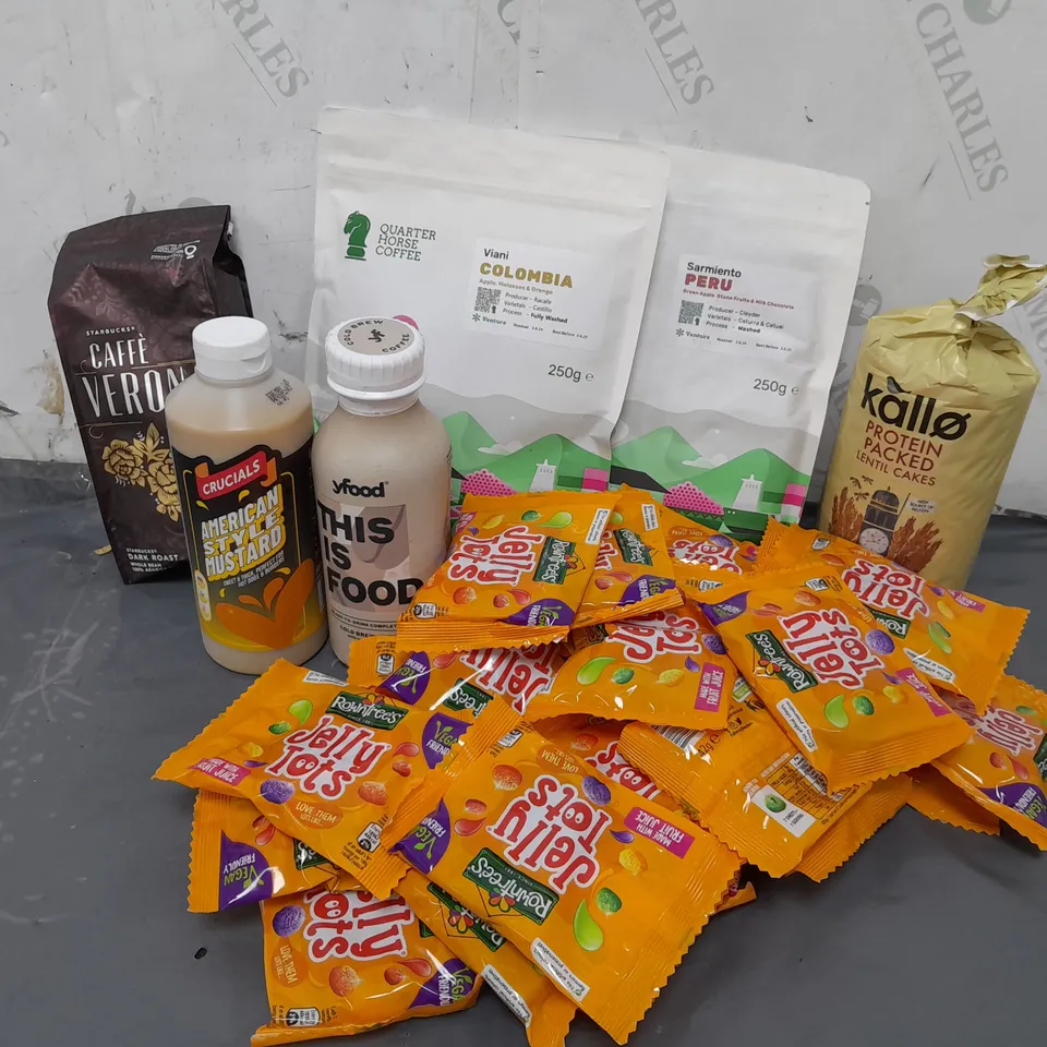 APPROXIMATELY 7 ASSORTED FOOD AND DRINK TO INLCUDE STARBUCKS CAFFE VERONA COFFEE BEANS, QUARTER HORSE COFFEE ROASTERS BEANS, ROWNTREES JELLY TOTS