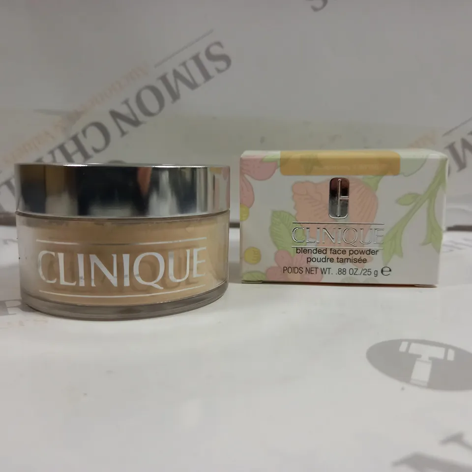 BOXED CLINIQUE BLENDED FACE POWDER