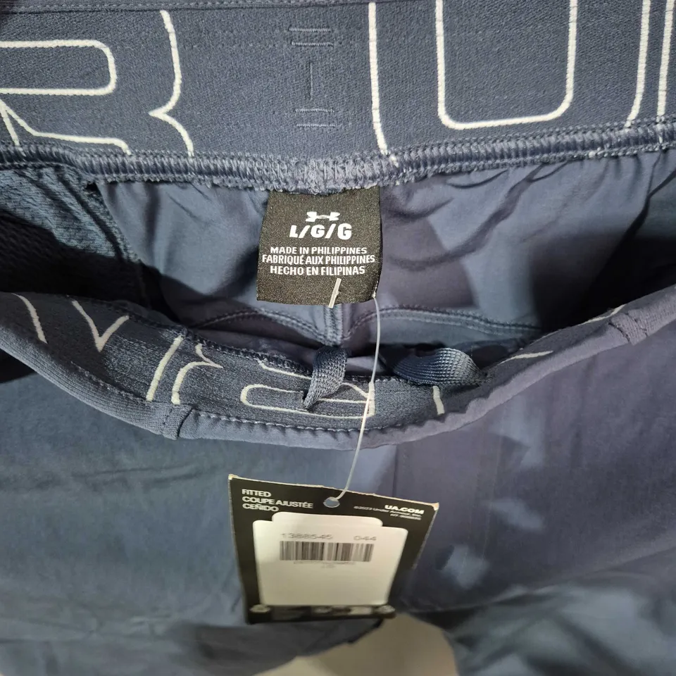 UNDER ARMOUR NAVY BLUE MEN'S TRAINING TROUSERS – SIZE LARGE (L/G)
