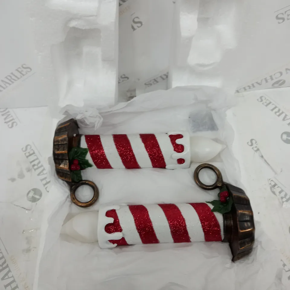 MR CHRISTMAS SET OF 2 RESIN CHAMBER CANDLE STICKS RED/WHITE