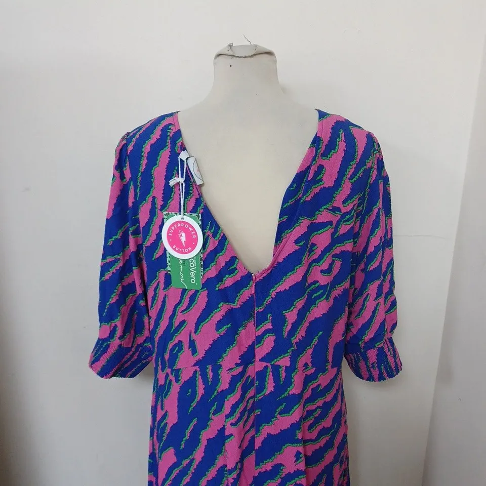 SCAMP AND DUDE ADULTS SHORT SLEEVE V BACK MIDI DRESS SIZE 16