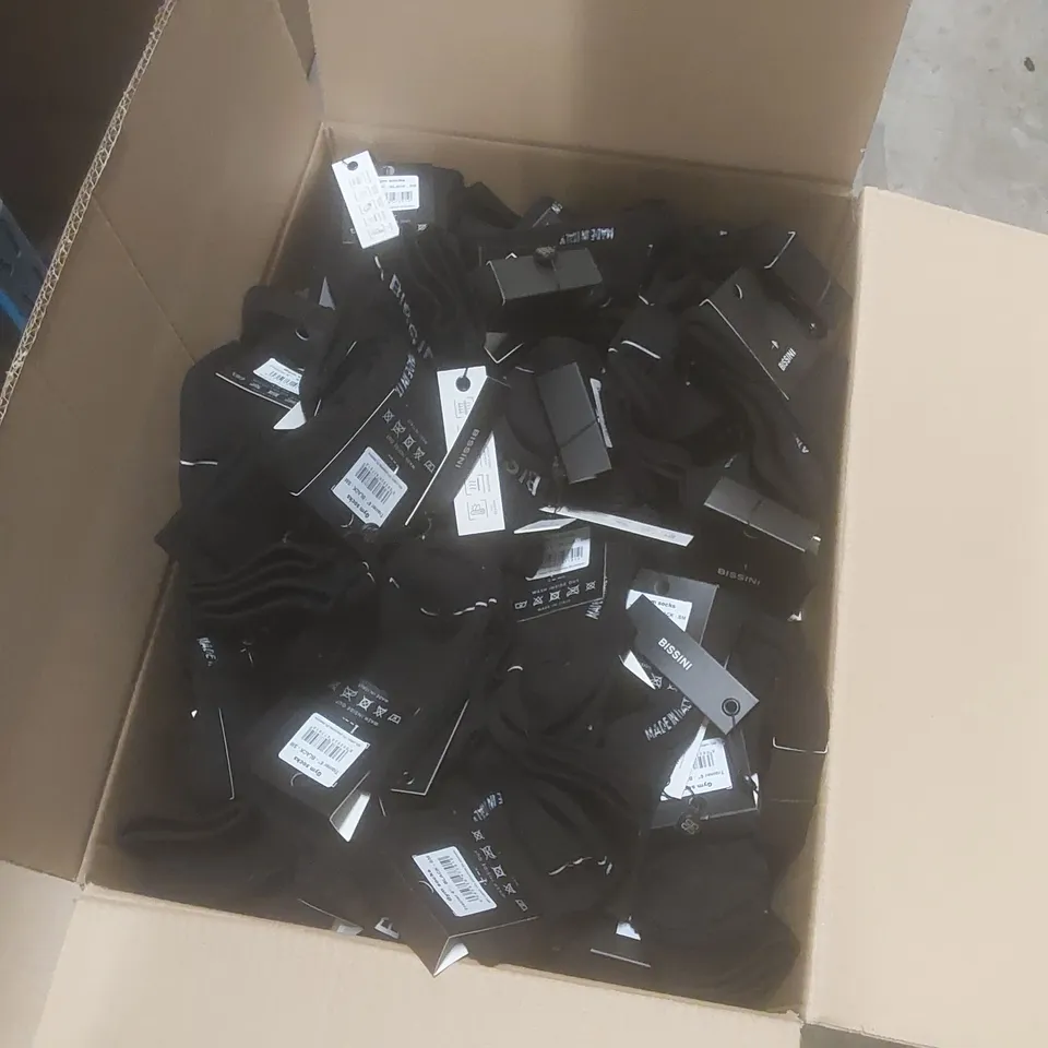 BOX TO CONTAIN A LARGE QUANTITY OF BRAND NEW PAIRS OF BISSINI GYM SOCKS - BLACK // 1 PAIR PER PACK