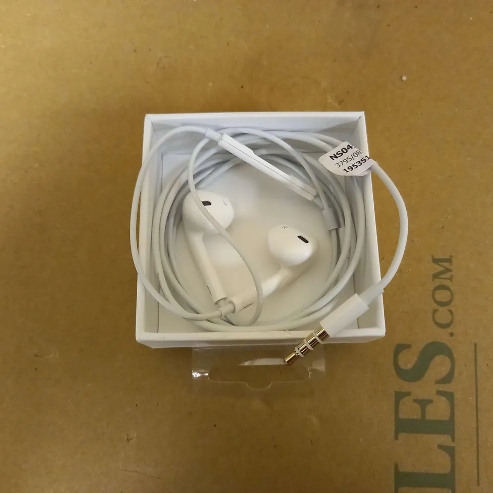 APPLE WIRED EARPODS
