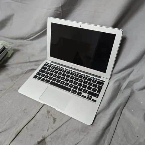 Apple MacBook Air 11-inch (Early 2015) Laptop – i5, 4GB RAM, 512GB SSD