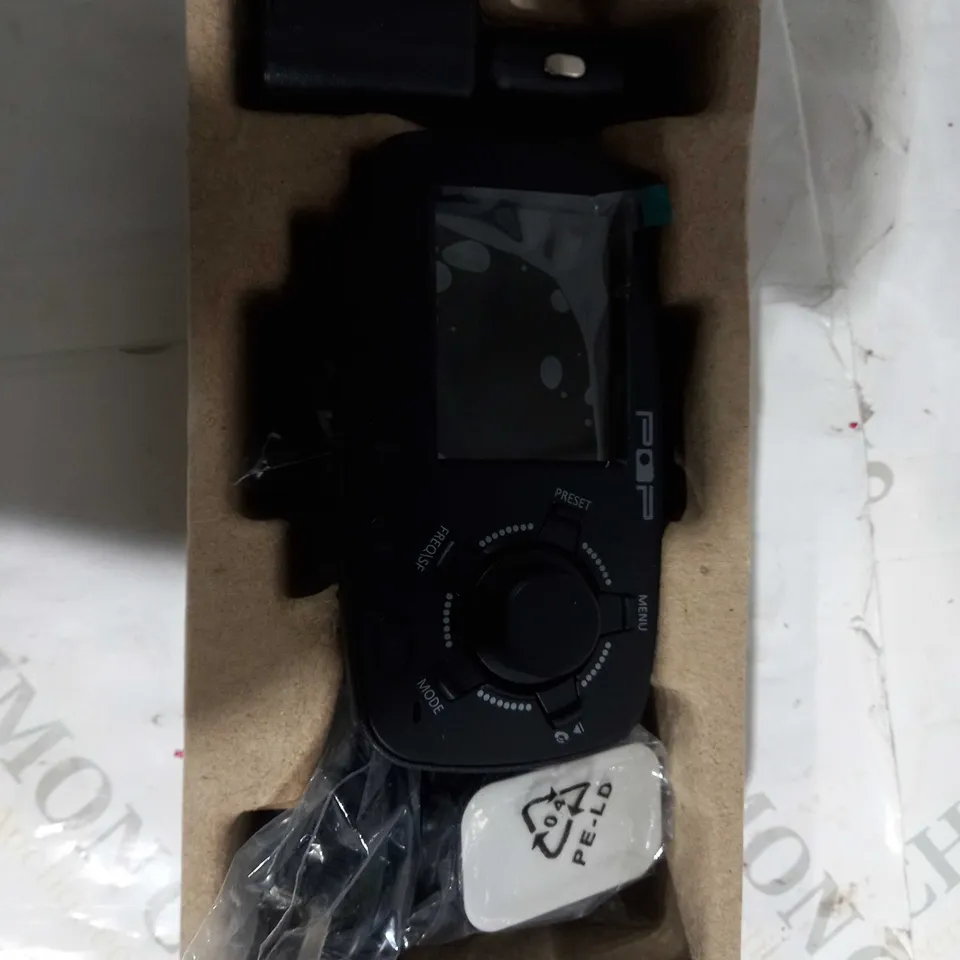 POP YOUR CAR 3.0 BLUETOOTH AND RADIO ADAPTER 