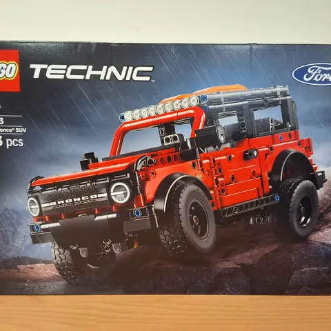 BOXED LEGON TECHNICS FORD BRONCO SUV - 42213