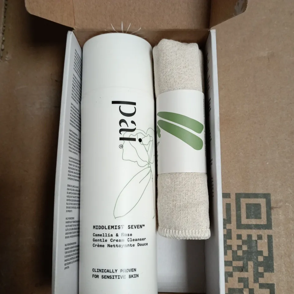 PAI MIDDLEMIST SEVEN CAMELLIA & ROSE GENTLE CREAM CLEANSER 150ML