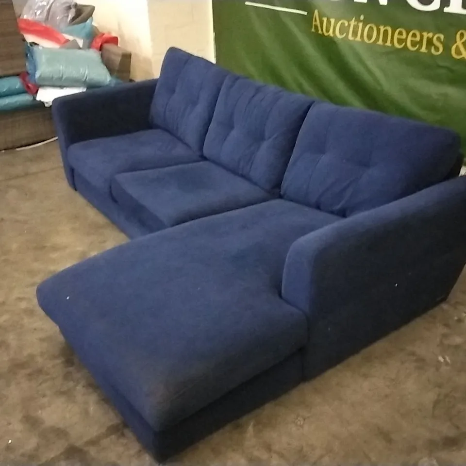 QUALITY DESIGNER LOUNGE CO CORNER GROUP SOFA WITH CHAISE SECTION IN NAVY BLUE FABRIC