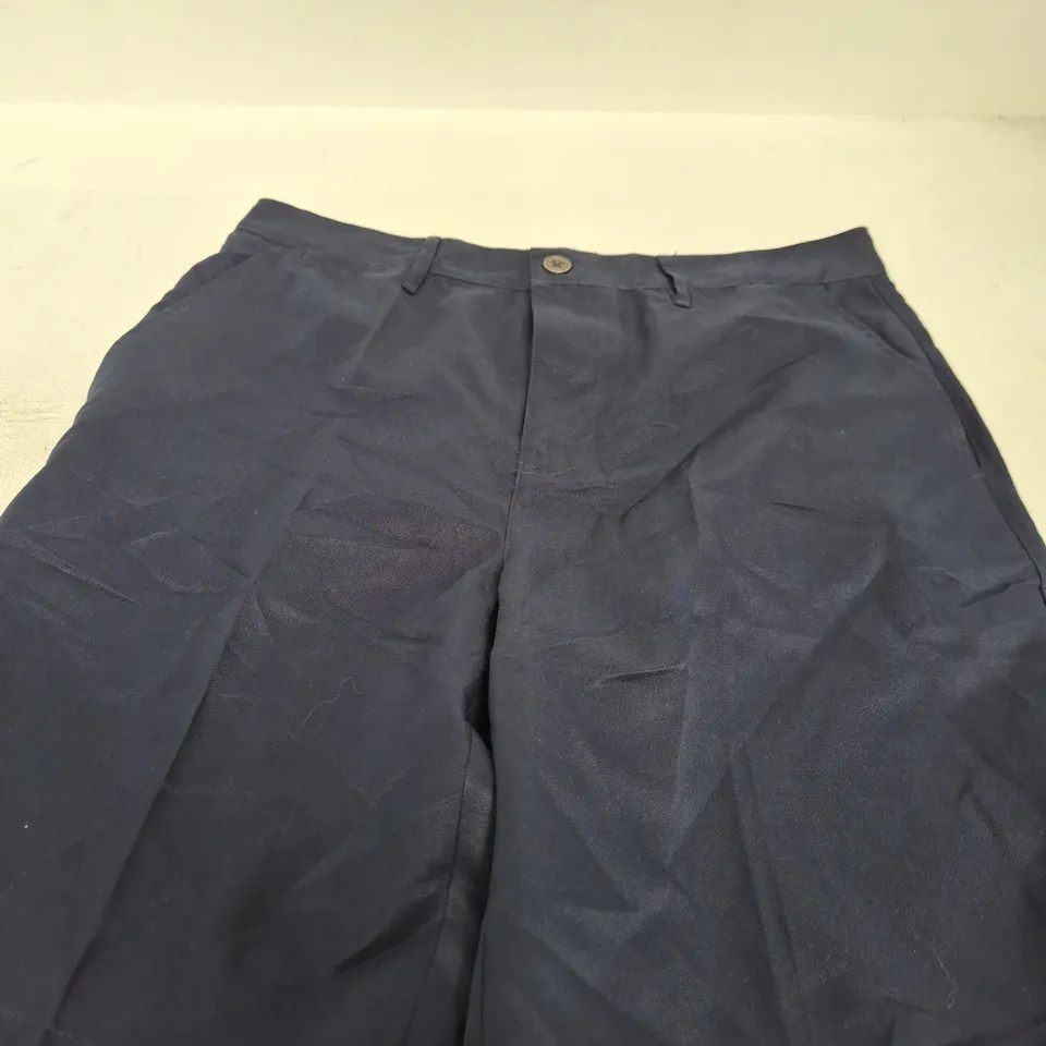 SLAZENGER NAVY SHORTS, UK 32