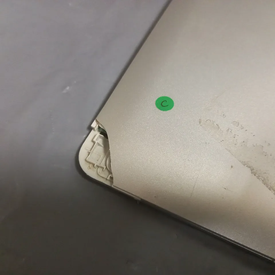 HP X2 210 G2 IN LIGHT GREY