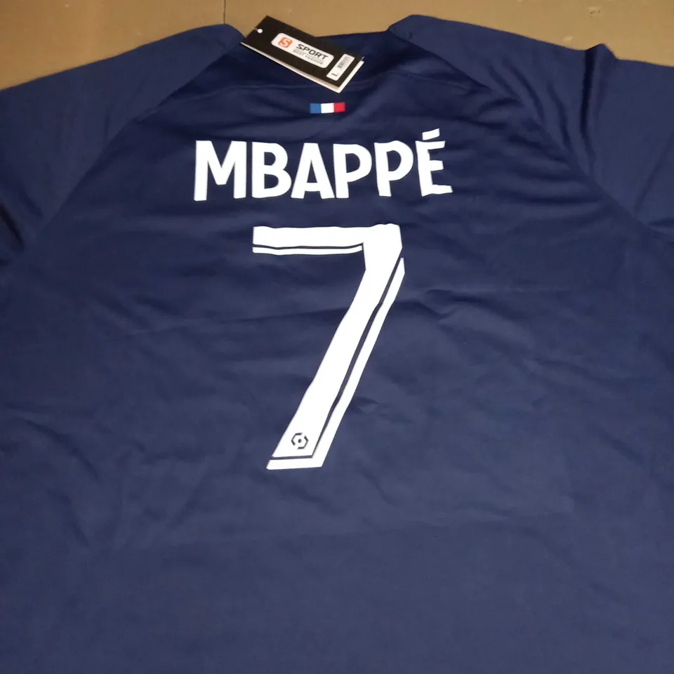 PSG FC HOME SHIRT WITH MBAPPE 7 SIZE L