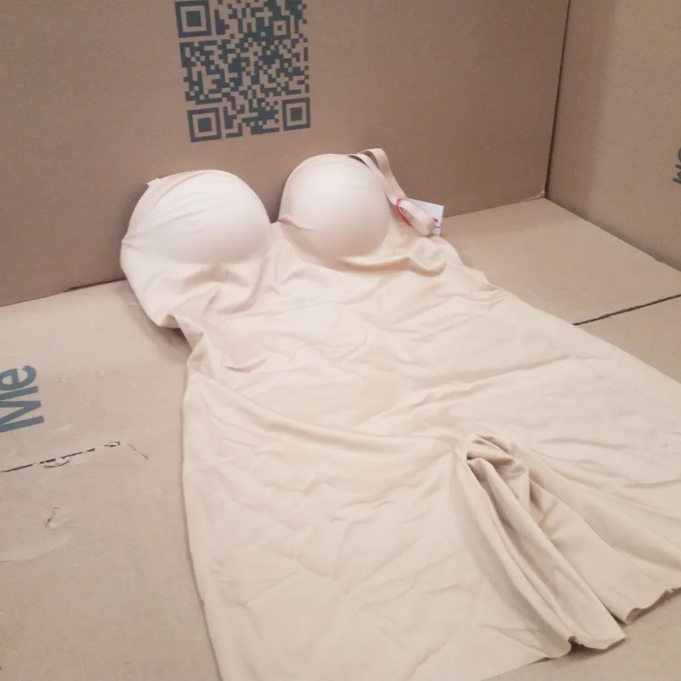 BOX CONTAINING APPROXIMATELY 14X BRAND NEW MAGISCULPT BODYSUITS - COLOUR ALMOND - SIZE 38DD