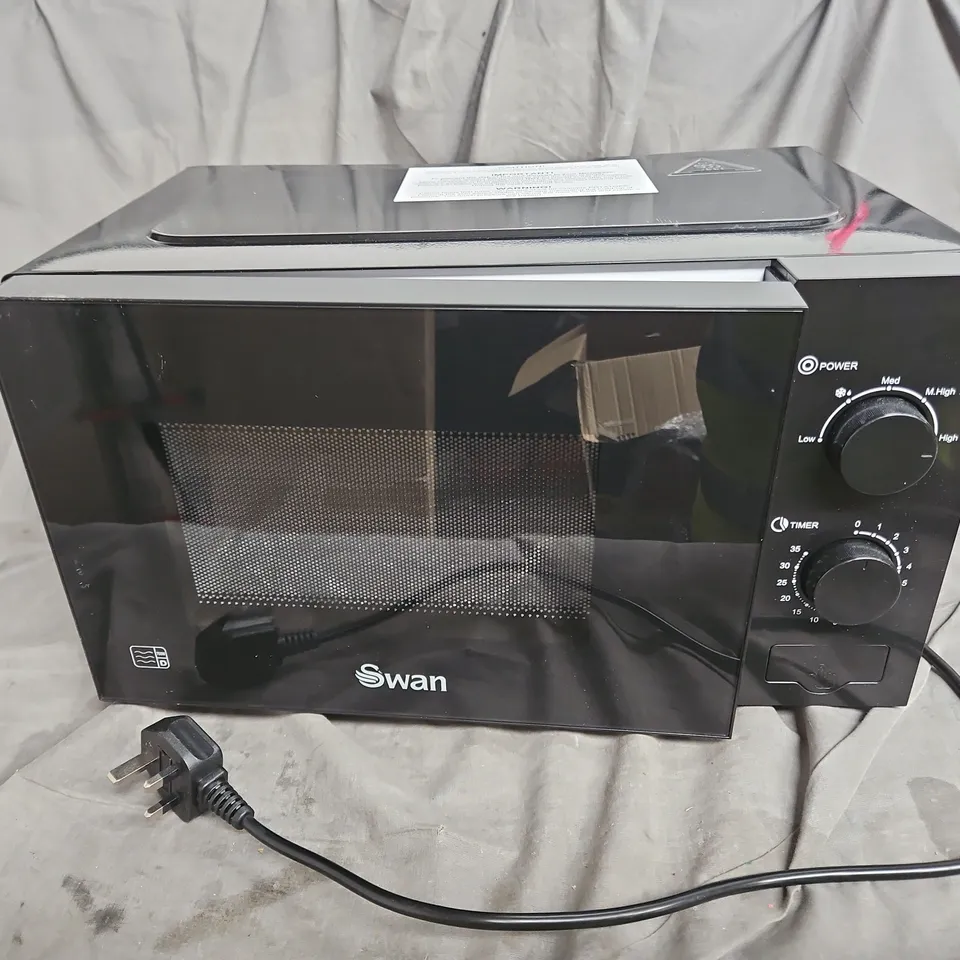 SWAN 20L 700W MANUAL MICROWAVE - BLACK - COLLECTION ONLY