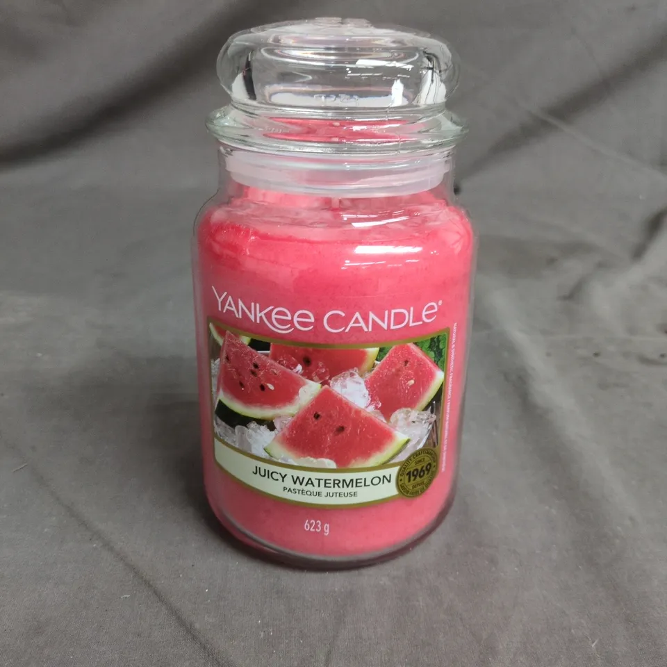 YANKEE CANDLE JUICY WATERMELON SCENTED CANDLE 623G