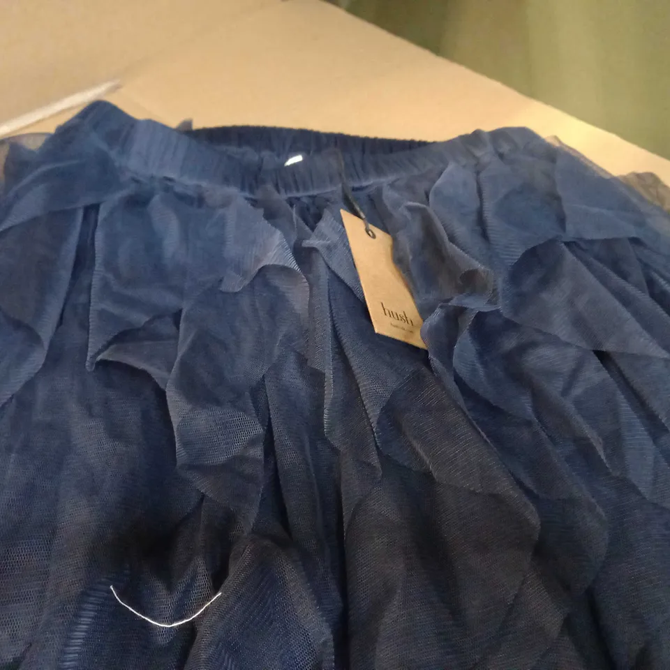 HUSH NAVY/MIDNIGHT NETTED LAYERED SKIRT - SIZE 10