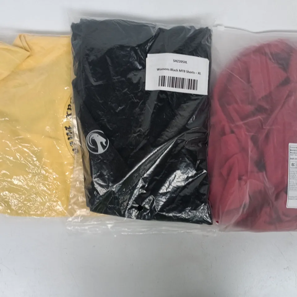APPROXIMATELY 20 ASSORTED CLOTHING AND FASHION PRODUCTS IN VARIOUS STYLES AND SIZES - COLLECTION ONLY