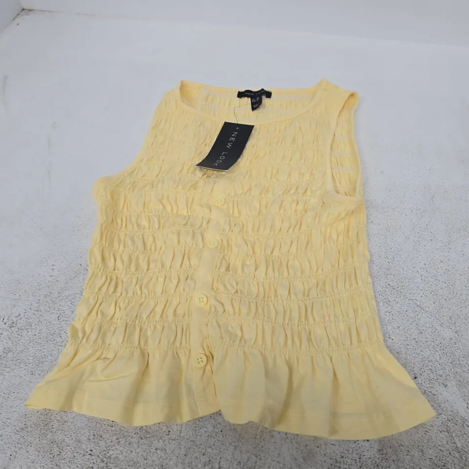 NEW LOOK LADIES YELLOW SLEEVELESS SMOCKED TOP, UK 10 (EU 38) – BUTTON FRONT