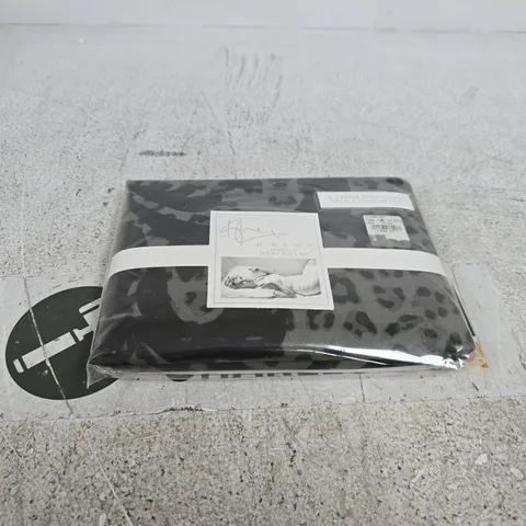KYLIE AT HOME ANIMAL 2 OXFORD PILLOWCASES